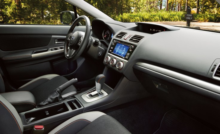 24-_2017_crosstrek_2-0i_premium