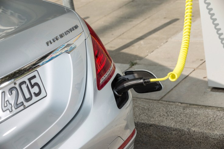 Mercedes Benz;S-Class Plug_in_Hybrid