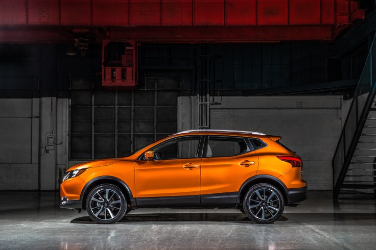 2017_Nissan_Rogue_Sport_03