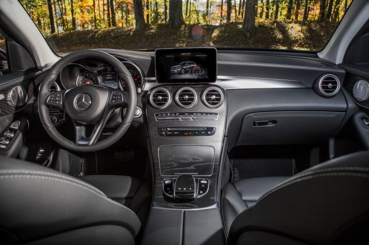 2016 Mercedes-Benz GLC300