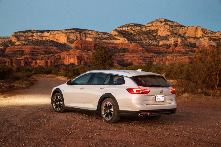 2018 Buick Regal TourX