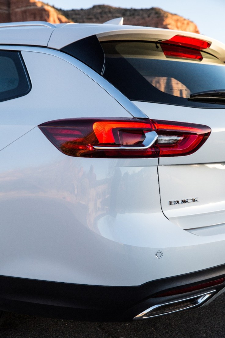 2018 Buick Regal TourX