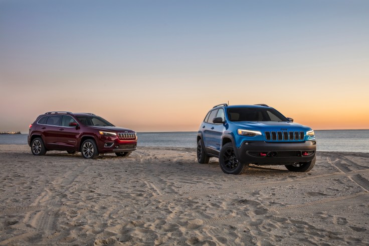 2019 Jeep® Cherokee Overland and Cherokee Trailhawk