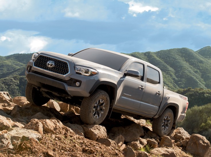 2019_toyota_tacoma_off_road_001_46e6b73e2c3bfc00e65384bbb61115fcebe259ff