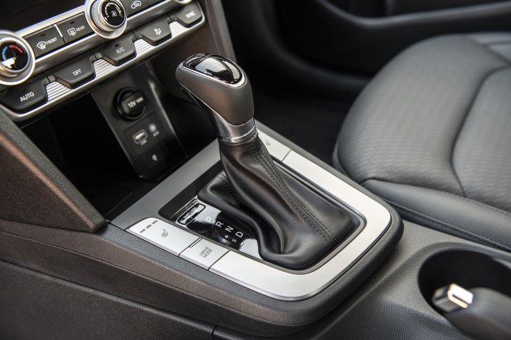 Large-33665-2019Elantra