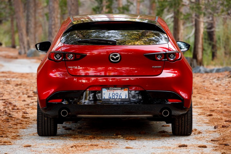 2019-Mazda3-Hatchback_08