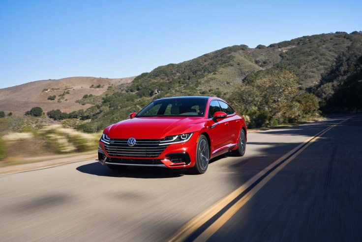 2019_Arteon_SEL_Premium_R-Line-Large-9794