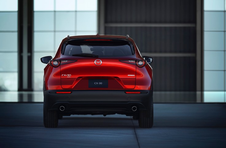 2020-Mazda-CX-30_005
