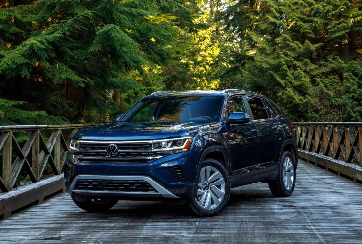 2020_Atlas_Cross_Sport_-_Tourmaline_Blue_-_SE_with_Technology-Large-10946