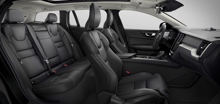 New Volvo V60 Cross Country interior